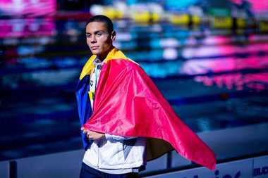 facebook-david-popovicijpg - Știri de azi Știri de azi | UPDATE – David Popovici, magnific în Singapore: titlu mondial la 200 m liber / Bucuria, mai mare decât la Olimpiadă, spune campionul - Știri de azi |