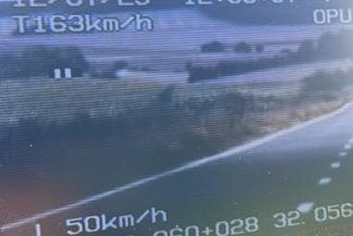 femeie-vitezajpg - Știri de azi Știri de azi | Tulcea: O femeie de 28 de ani a condus o maşină cu o viteză de 163 km/h într-o zonă unde limita legală este de 50 de km/h / Ea a rămas fără permis pentru patru luni - Știri de azi |