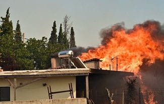grecia-incendii-xjpg - Știri de azi Știri de azi | Grecia: Pompierii se luptă cu incendii în toată ţara. Unele localităţi, evacuate - Știri de azi |
