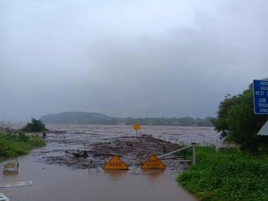 Știri de azi | Texas – Numărul morţilor în urma viiturilor ajunge la 32, dintre care 14 sunt copii. Cel puţin 20 de fete din tabăra inundată sunt încă date dispărute. Autorităţile locale spun că nu au fost avertizate în privinţa gravităţii fenomenelor - Știri de azi | 