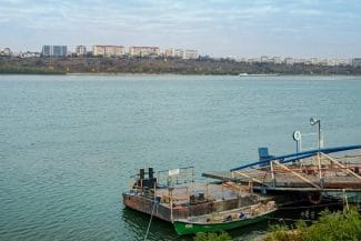 Știri de azi | Intervenţie de urgenţă a paramedicilor şi pompierilor pentru salvarea a două persoane intoxicate cu diluant în Tulcea - Știri de azi | 