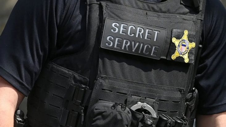 media-172498656680017300jpg - Știri de azi Știri de azi | Acțiune de amploare lansată de Serviciul Secret al SUA în peste 60 de țări: șantaj sexual, bani și femei frumoase - Știri de azi |