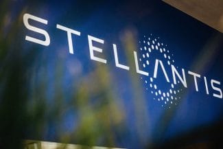 Știri de azi | Provocarea Fiat pentru Dacia! Stellantis va lansa modelul hibrid, la un preţ de 17.000 euro - Știri de azi | 