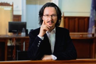 Știri de azi | Danileț, despre purtătoarea de cuvânt a Guvernului: ‘Cred că Ioana Dogioiu a vomat azi după ce a dat rahatul acela de comunicat’ - Știri de azi | 