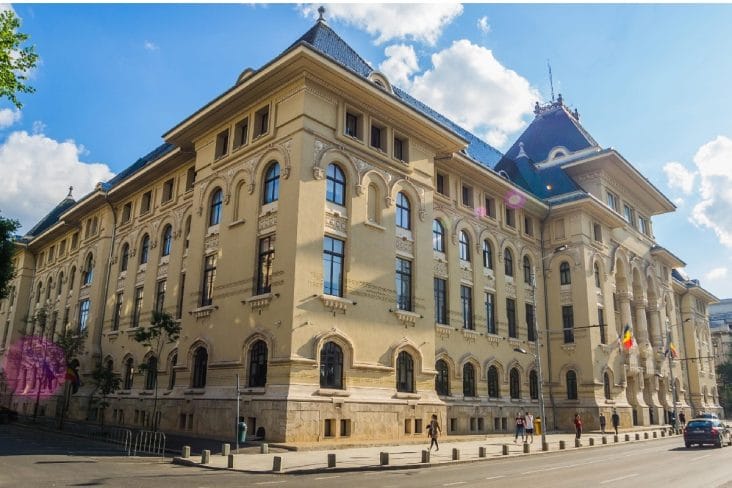 media-174712090195434200jpg - Știri de azi Știri de azi | VIDEO Înghesuială la Primăria Capitalei. Încă un candidat, cu trecut USR, intră în bătălie - Știri de azi |