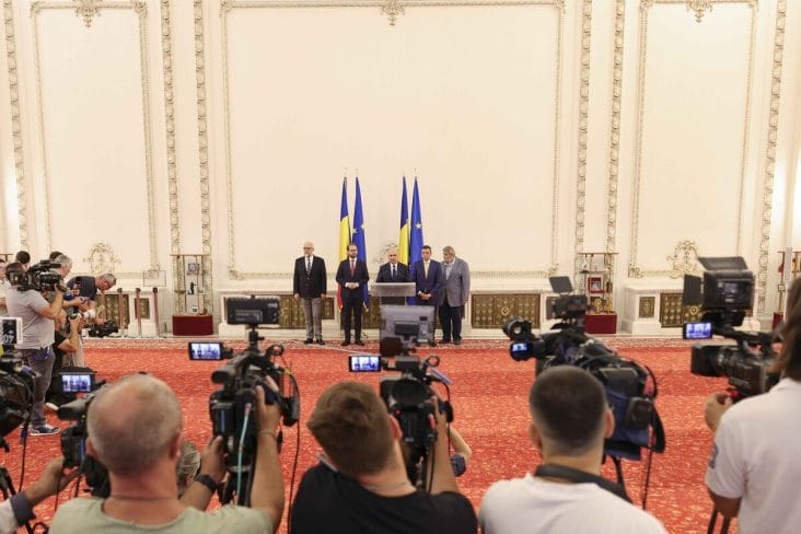 Știri de azi | VIDEO Când toți vorbesc de divorț la guvernare, Nicușor Dan vede luna de miere: ‘Această coaliție ține!’ - Știri de azi | 