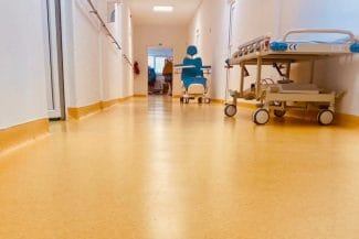 media-175103052254553400jpg - Știri de azi Știri de azi | Sanitas nu consideră normale drepturile salariale dintr-un spital suprasolicitat similare cu cele dintr-unul neperformant - Știri de azi |