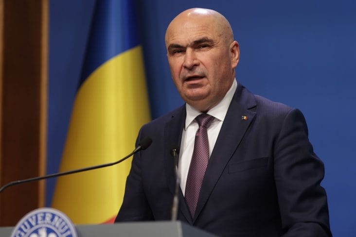 media-175146748916358400jpg - Știri de azi Știri de azi | După tot scandalul făcut de Bolojan pe tema sporurilor, Guvernul se răzgândește și taie mai puțin din banii bugetarilor care lucrează cu fonduri europene - Știri de azi |