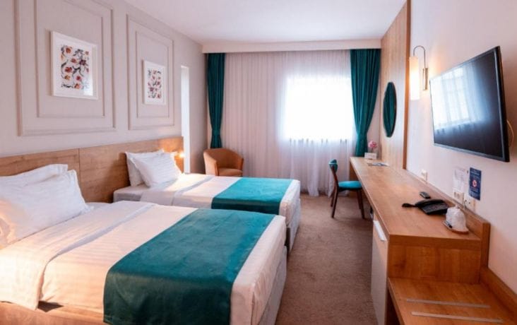 Știri de azi | O cameristă româncă din SUA a dezvăluit ce găsește mereu în camerele turiștilor - Știri de azi | 