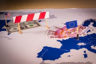 Știri de azi | Taxe de 15% în loc de 30%: UE negociază la limită cu SUA / Ce represalii tarifare sunt pregătite dacă nu se ajunge la un acord până la 1 august - Știri de azi | 