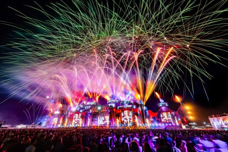 Știri de azi | Descinderi la Beach, Please! – Inspectorii ANSVSA au dat amenzi de zeci de mii de lei: Abateri legate de igienă şi condiţii de depozitare - Știri de azi | 