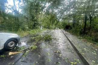 Știri de azi | Intervenții pe bandă rulantă ale pompierilor din Caraș-Severin din cauza furtunii - Știri de azi | 