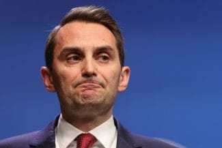 Știri de azi | Șeful Cancelariei, mâna dreaptă a lui Ilie Bolojan, vrea austeritate, dar pentru alții: El are mașină cu SPP și stă în vilă RA-PPS - Știri de azi | 