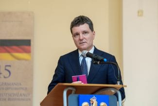 Știri de azi | Sindicaliștii din educație s-au aprins: Cer discuții urgente cu Nicușor Dan, după deciziile lui Bolojan - Știri de azi | 