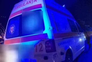 media-175300339895357900jpg - Știri de azi Știri de azi | Doi copii, de 6 şi 7 ani, şi mama lor, transportaţi la spital în urma unui accident rutier produs pe A1 - Știri de azi |