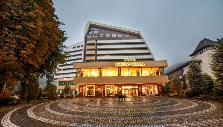 media-175318274742817600jpg - Știri de azi Știri de azi | Reacția Hotelului Internațional Sinaia la perchezițiile DNA – Zvonurile privind o înțelegere cu Piedone sunt false - Știri de azi |