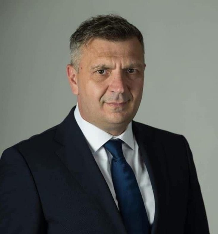 Știri de azi | Şeful CJ Caraş – Severin îl spulberă pe Ciucu (PNL): `Bate câmpii fără graţie` - Știri de azi | 