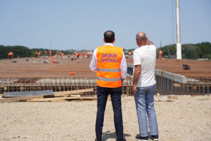media-175335430895079000jpg - Știri de azi Știri de azi | VIDEO Probleme mari: ministrul Transporturilor a descins pe șantierul Autostrăzii București Nord / Avertisment pentru constructor - Știri de azi |