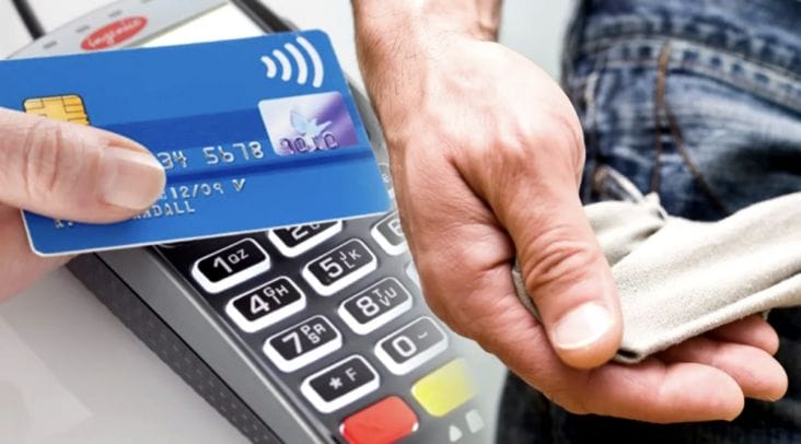 media-175337459982538400png - Știri de azi Știri de azi | VIDEO Ai uitat banii acasă? Biserica acceptă și plata cu cardul. Enoriașii pot face donații prin intermediul POS-urilor - Știri de azi |