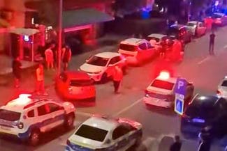 media-175343648517916500jpg - Știri de azi Știri de azi | VIDEO Un bărbat a fost ucis cu un cuțit în inimă de un adolescent de 15 ani care urmărea alt băiat, în Târgoviște: Victima intervenise să oprească cearta - Știri de azi |