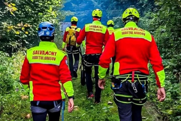 media-175390119353414600jpg - Știri de azi Știri de azi | Intervenție difcilă a salvamontiștilor în Brașov: cioban în stare gravă, după ce a căzut pe munte – - Știri de azi |