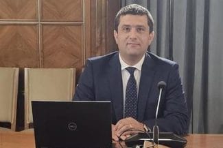 Știri de azi | Ministrul Economiei, despre posibile ameninţări după declaraţiile că vrea să reducă salariile şefilor de companii: Unele cu subiect şi predicat, ca să pot merge la Parchet, nu; dar chestiuni indirecte, da; voalat sau prin intermediari - Știri de azi | 