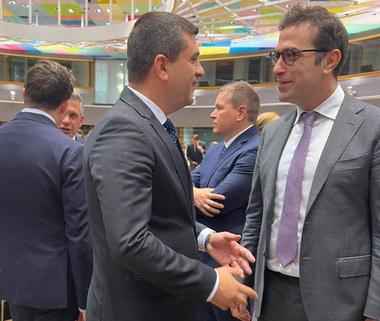 mirutajpg - Știri de azi Știri de azi | Ministrul Economiei, la Bruxelles: România nu stă pe margine. Are voce, vot şi responsabilitate în reacţia UE la noile tarife anunţate de Trump. Negocierea permanentă cu SUA, mai eficientă decât escaladarea situaţiei cu o cursă a taxării importurilor - Știri de azi |