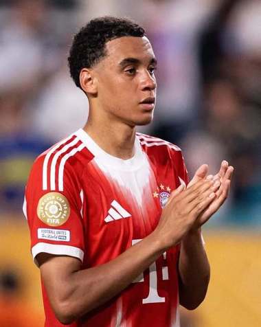 Știri de azi | Jamal Musiala a suferit o fractură de peroneu şi va fi operat în zilele următoare - Știri de azi | 