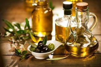 olive-oiljpg - Știri de azi Știri de azi | Cel mai mare producător mondial de ulei de măsline avertizează consumatorii americani: Tarifele lui Trump pot duce la scumpiri şi penurie - Știri de azi |