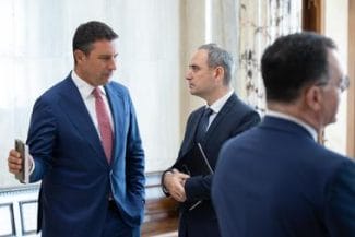 original-e5514d6c-1527-41b3-a431-b5c2bd8d05f6jpg - Știri de azi Știri de azi | Guvernul dă undă verde pentru semnarea unui Acord de principiu între ANAF şi Microsoft, care să permită testarea tehnologiilor, în scopul îmbunătăţirii serviciilor din domeniul finanţelor oferite de administraţia publică din România - Știri de azi |