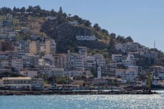 port-kusadasijpg - Știri de azi Știri de azi | Porturile turceşti au primit 490 de nave de croazieră în primul semestru, în creştere cu 18% - Știri de azi |