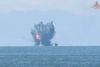 Știri de azi | Rusia difuzează imagini cu o nouă dronă navală de temut, de la manevrele ”Furtuna din iulie”, desfăşurate în iulie la mările Baltică, Caspică şi la oceanele Artic şi Pacific - Știri de azi | 