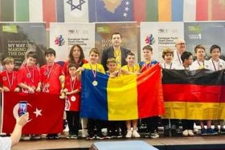 Știri de azi | Şah: Echipa României, campioană europeană la categoria sub 12 ani - Știri de azi | 