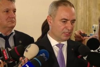 Știri de azi | Nazare: Avem în vedere şi reconstrucţia acestui mod de a privi exportul abuziv de profituri. Trebuie să avem curajul să-l recunoaştem. Dar asta nu înseamnă că nu recunoaştem şi meritele pe care le au marii investitori în România - Știri de azi | 
