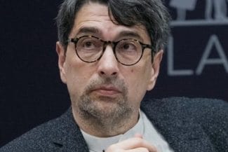 severjpg - Știri de azi Știri de azi | INTERVIU – Sever Voinescu: Oamenii ăştia politici nu pot mai mult. PNL, PSD şi USR sunt în acest moment complet epuizate şi nu mai pot produce un viitor plauzibil pentru România. Singurul lucru mai rău decât ele e AUR - Știri de azi |