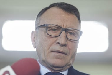 Știri de azi | Paul Stănescu: Apreciez că, la prezentarea celui de-al doilea pachet de măsuri de reducere a deficitului, premierul Bolojan a arătat că a înţeles mesajul PSD/ România are nevoie de un stat puternic, nu de funcţionari panicaţi şi bruscaţi psihic - Știri de azi | 