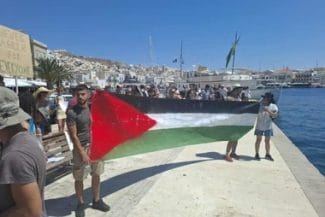 syros-xjpg - Știri de azi Știri de azi | Manifestanţi pro-palestinieni au împiedicat 1.600 de turişti israelieni să debarce pe o insulă din Grecia – VIDEO - Știri de azi |