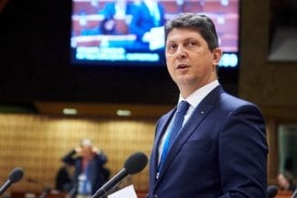 Știri de azi | Titus Corlăţean: La PSD avem nevoie să ne repunem pe picioare, să ne recăpătăm culoarea în obraji. Era mai bine în opoziţie - Știri de azi | 