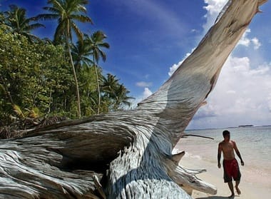 tuvalu-afpjpg - Știri de azi Știri de azi | Peste 80% dintre locuitorii arhipelagului Tuvalu, ameninţat de creşterea nivelului oceanelor, vor să obţină o viză în Australia - Știri de azi |