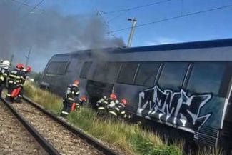 whatsapp-image-2025-07-14-at-11-58-43jpg - Știri de azi Știri de azi | Incendiu la locomotiva unui tren, la intrare în Paşcani / Clătorii s-au autoevacuat – FOTO / VIDEO - Știri de azi |