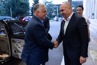 Știri de azi | Viktor Orban, despre premierul Bolojan: Un om serios, cu concepţii clare / „Pornim dintr-o poziţie bună, având în vedere că anul trecut diplomaţia ungară a realizat un gest fantastic” faţă de România - Știri de azi | 