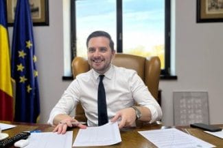 Știri de azi | Bujduveanu: Angajaţii primăriei şi a altor instituţii din Municipul Bucureşti pot începe decalat programul, ca să lăsăm timp părinţilor care îşi duc copiii la şcoală să aibă timp să ajungă şi ei la muncă / Săptămâna viitoare luăm decizia - Știri de azi | 