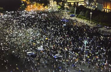 Știri de azi | Rareş Bogdan, ”cu furie despre îngroparea Dosarului 10 august”: Au o responsabilitate toţi cei care au fost la putere după / Sistemul e la fel de osificat şi groaznic de nereformat în PNL cum e în toate partidele / Peste un an se prescriu infracţiunile - Știri de azi | 