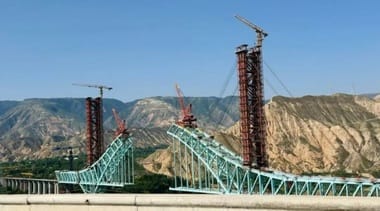 Știri de azi | Cel puţin şase morţi şi zece răniţi în nord-vestul Chinei, în urma surpării Podului feroviar Jianzha aflat în construcţie, după ruperea unui cablu metalic de construcţie pe şantier - Știri de azi | 