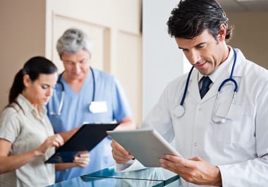 Știri de azi | Bolnavii de cancer au asigurată continuitatea tratamentelor, în baza creditelor de angajament de care dispune CNAS/ Explicaţiile instituţiei - Știri de azi | 