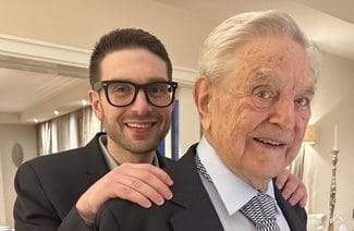 Știri de azi | Trump cere ca miliardarul filantrop George Soros, o ţintă a ultraconservatorilor şi complotiştilor, şi fiul acestuia Alexander Soros să fie daţi în judecată în baza Legii RICO pentru că au susţinut manifestaţii violente în SUA - Știri de azi | 