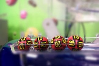 media-172278554657720300jpg - Știri de azi Știri de azi | Bogăția îți face cu ochiul? S-au extras toate numerele câștigătoare la Loto - Știri de azi |