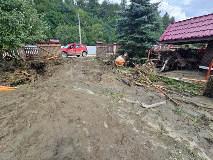 media-175412889247486200jpeg - Știri de azi Știri de azi | Locuitorii din Ciugud au donat 35.000 de lei pentru reconstrucția unei case din Broşteni - Știri de azi |