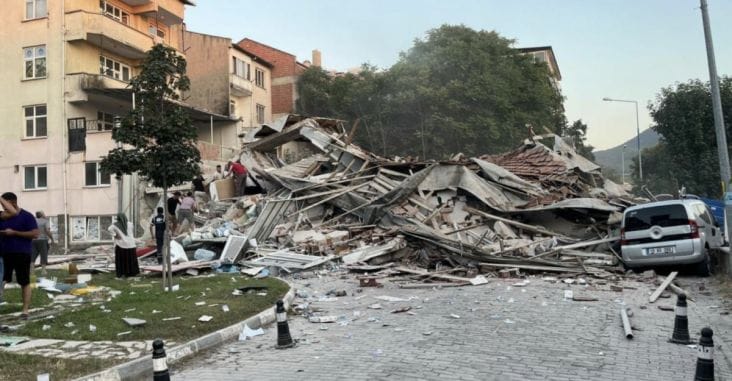 media-175485824978758600png - Știri de azi Știri de azi | Oficial – Primul bilanț al cutremurului care a zguduit Turcia: Autoritățile duc o luptă contra cronometru - Știri de azi |