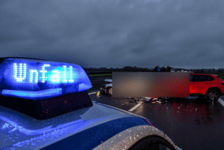 media-175497940237553400png - Știri de azi Știri de azi | Moarte cumplită în Austria pentru un copil român de 8 ani: strivit în mașină, sub privirile neputincioase ale familiei - Știri de azi |